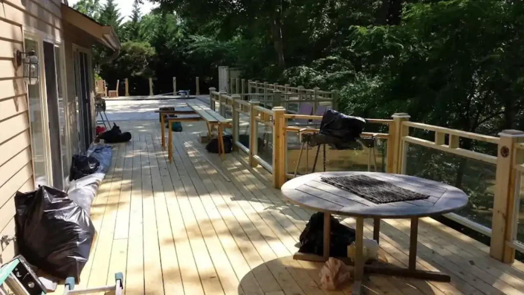 MSD Contractors - Finished composite deck with black and white railing in Baltimore